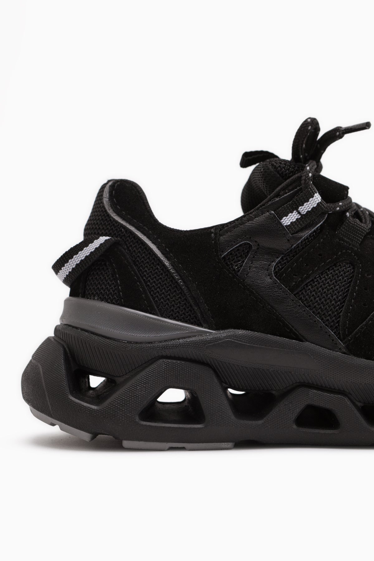 Raisa Echtes Leder Schwarz Wildleder Netz Detail Damen Sneaker