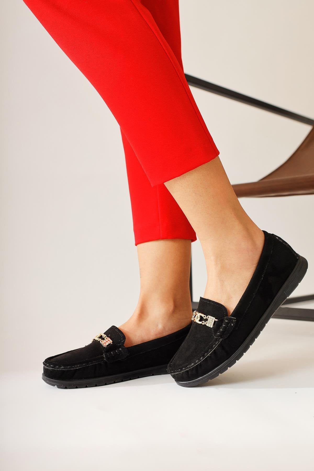 Turi Black Suede Buckle Detailed Casual Shoes