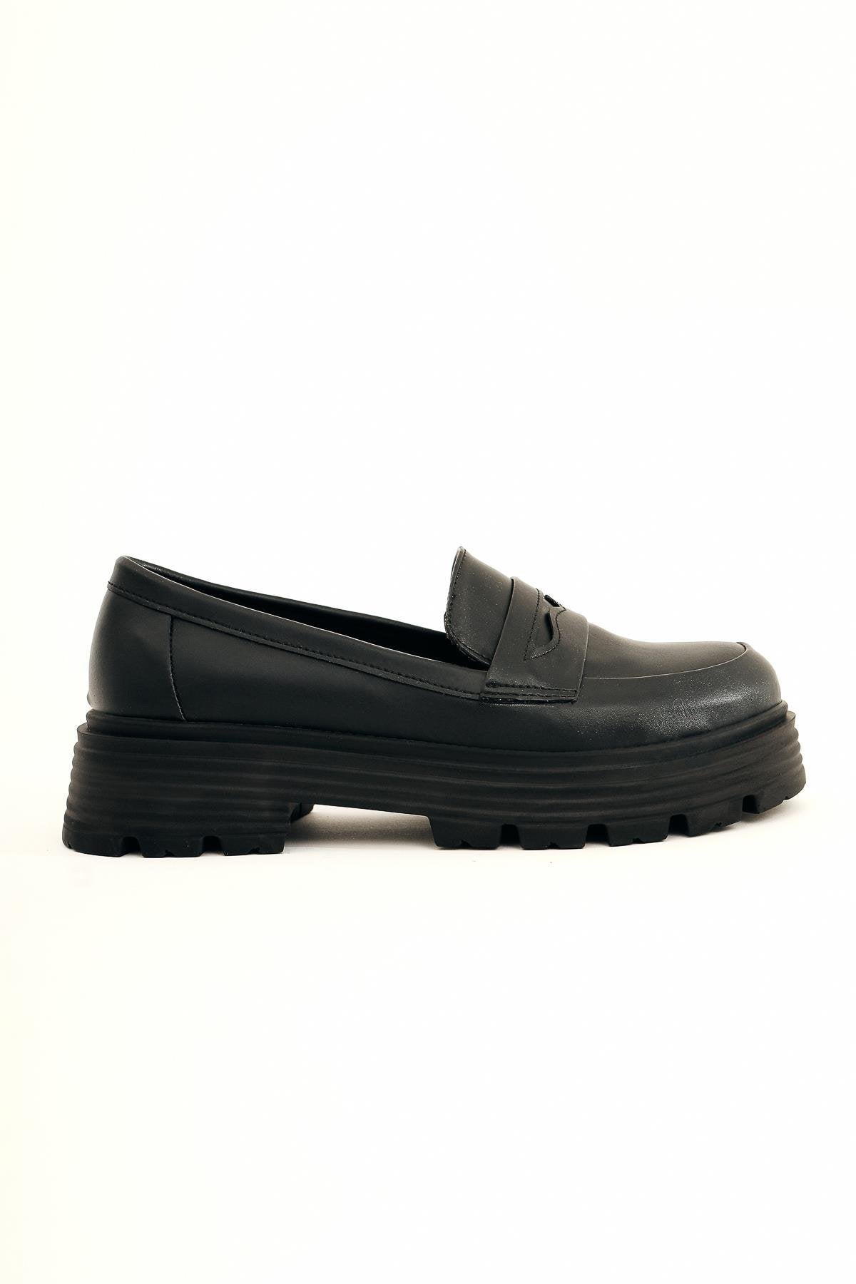 Gerta Black Oxford Shoes