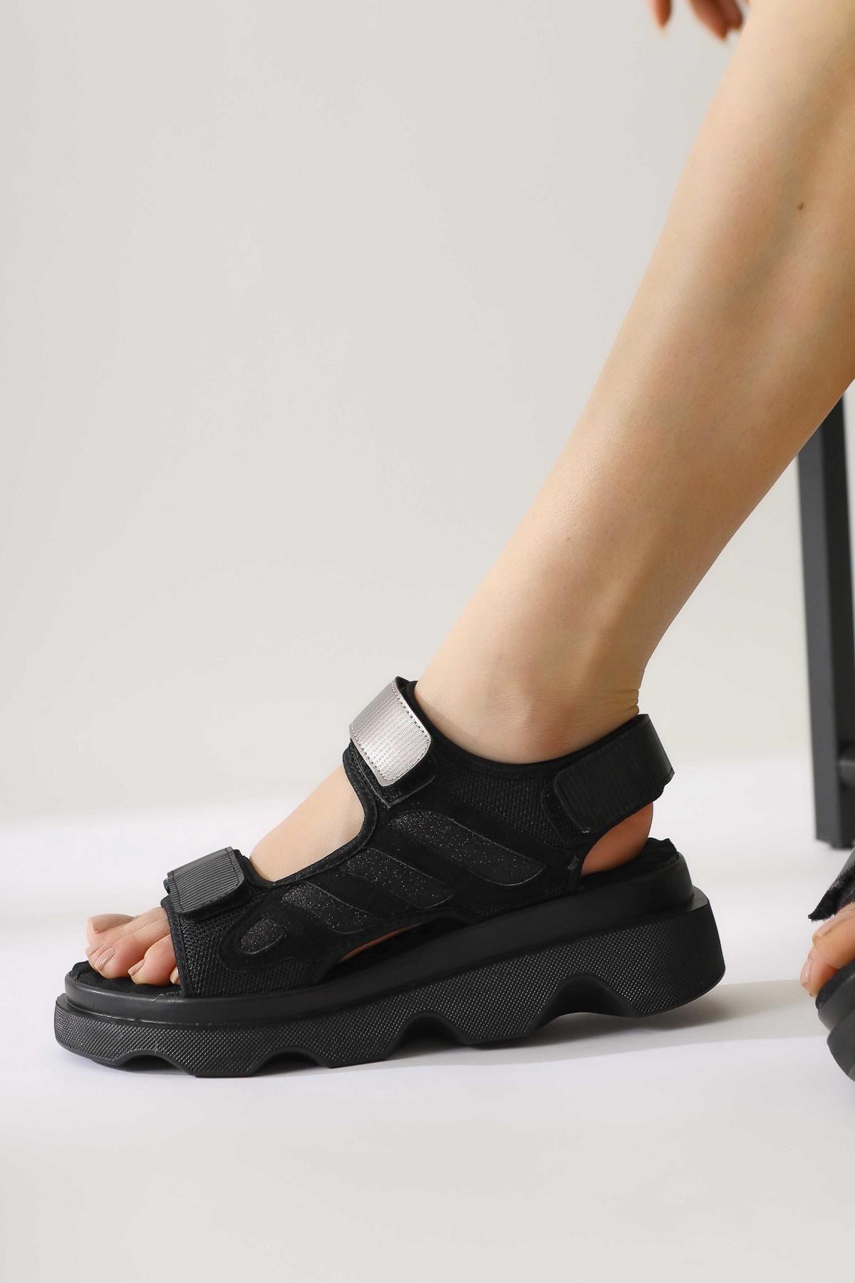 Quan Black Glitter Detailed Velcro Comfortable Sole Sandals