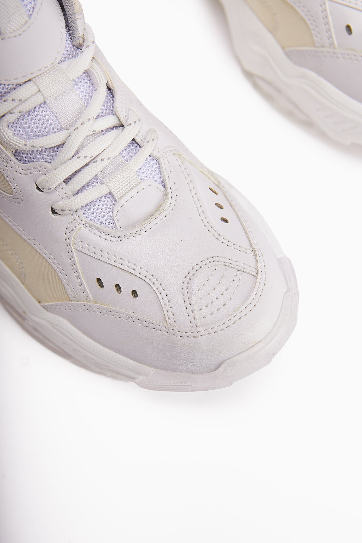 Erla White Thick Soled Lace-Up Women's Sneakers