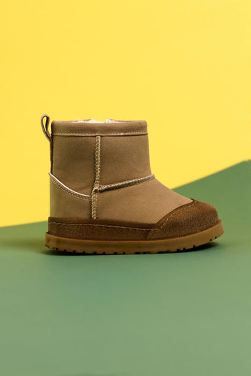 Gilla Nerz-Wildlederstiefel mit umgekehrten Nähten und Fellfutter für Babys