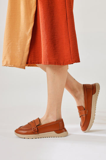 Zain Taba Laser Perforated Buckle Detailed Ballerinas