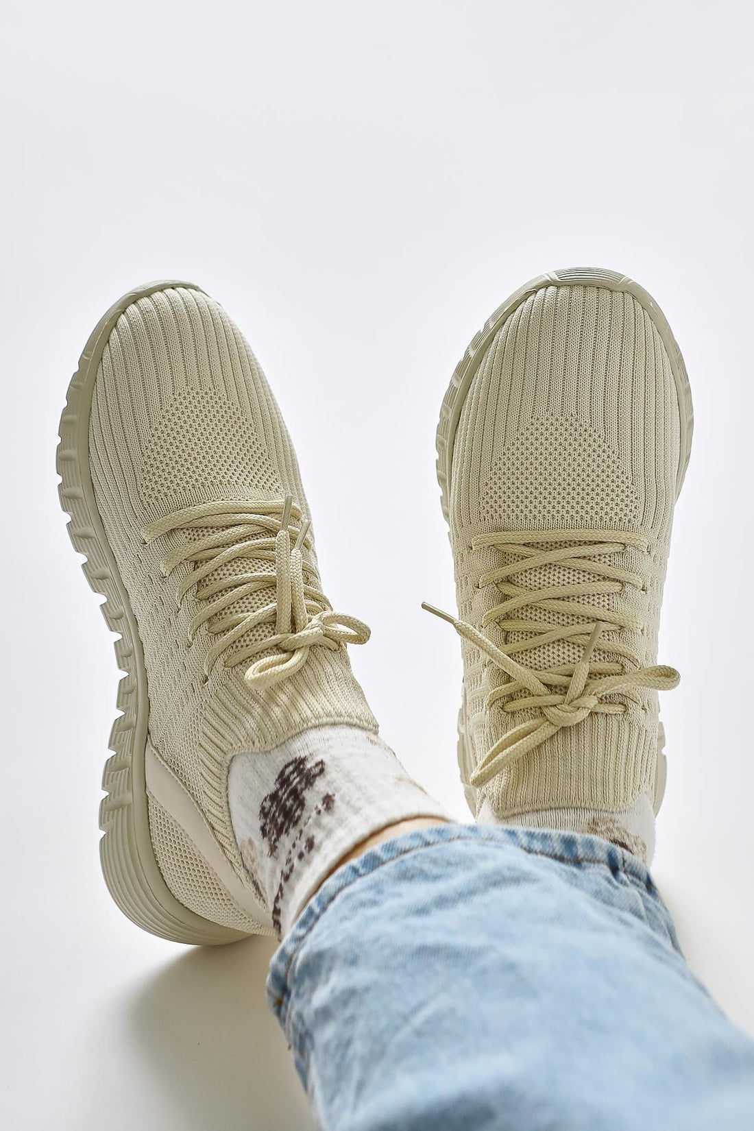 Astera Ecru Lace-Up Knitted Women's Sneakers