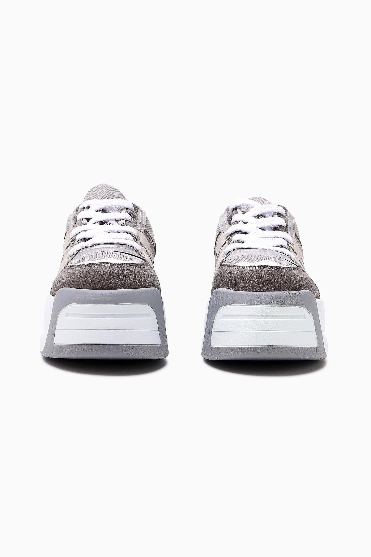 Alvi Gri Deri Detaylı Kadın Sneakers