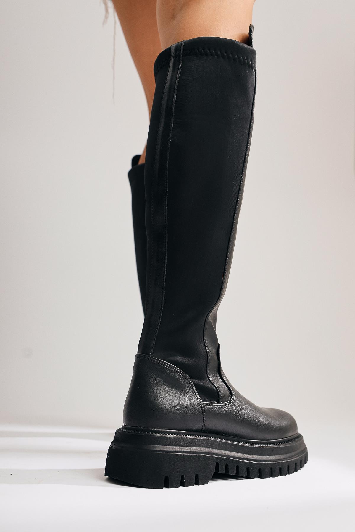 Latoya Schwarzer Stiefel mit Stretch-Detail