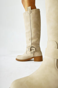 Soleil Cream Belt Detailed Pull-On Boots