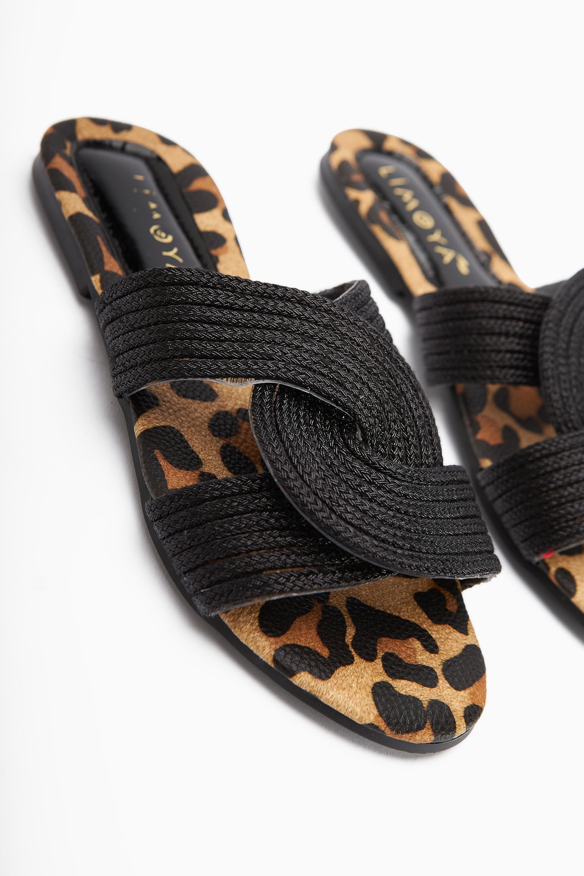 Nihaal Schwarze Kreuzriemen Flache Damen Hausschuhe