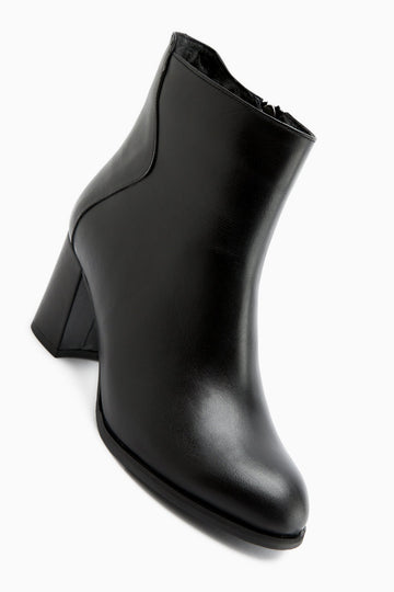 Eliza – Schwarz Echtleder Stiefelette mit Absatz (Damen)
