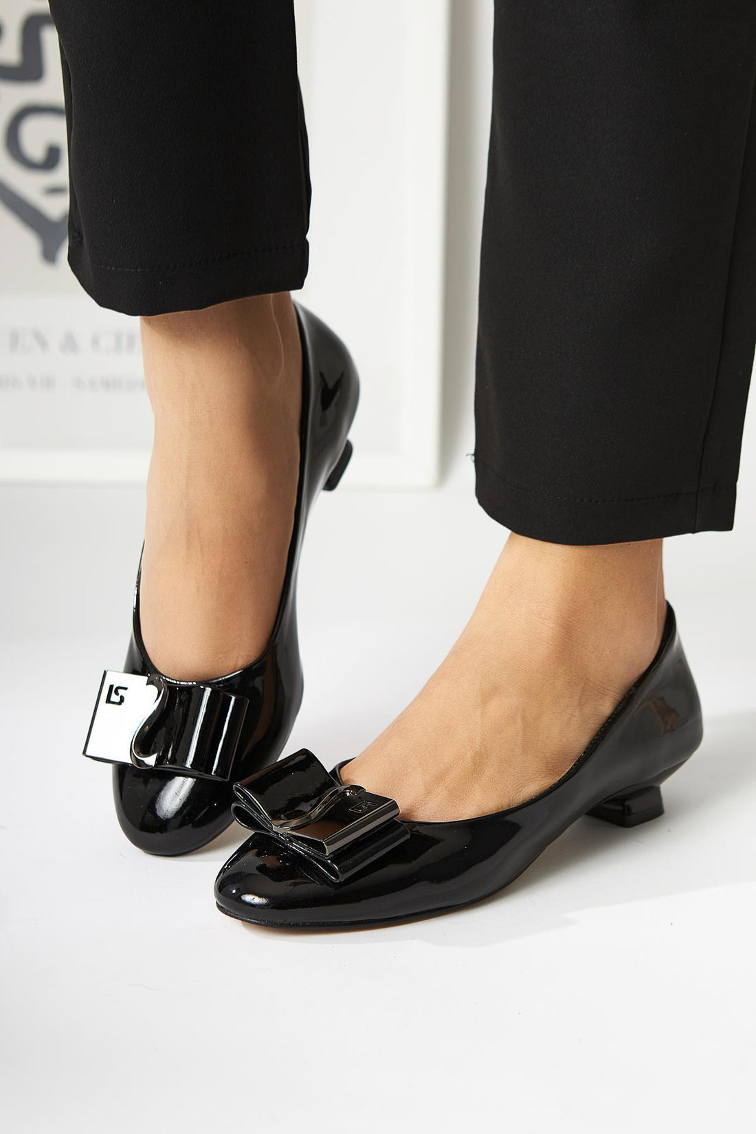 Sian Black Patent Leather Buckle Detailed Low Heel Women's Shoes