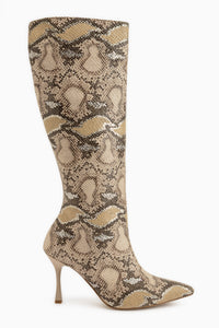 Jana Beige Schlangenmuster Spitz Zehen Damen Absatzstiefel