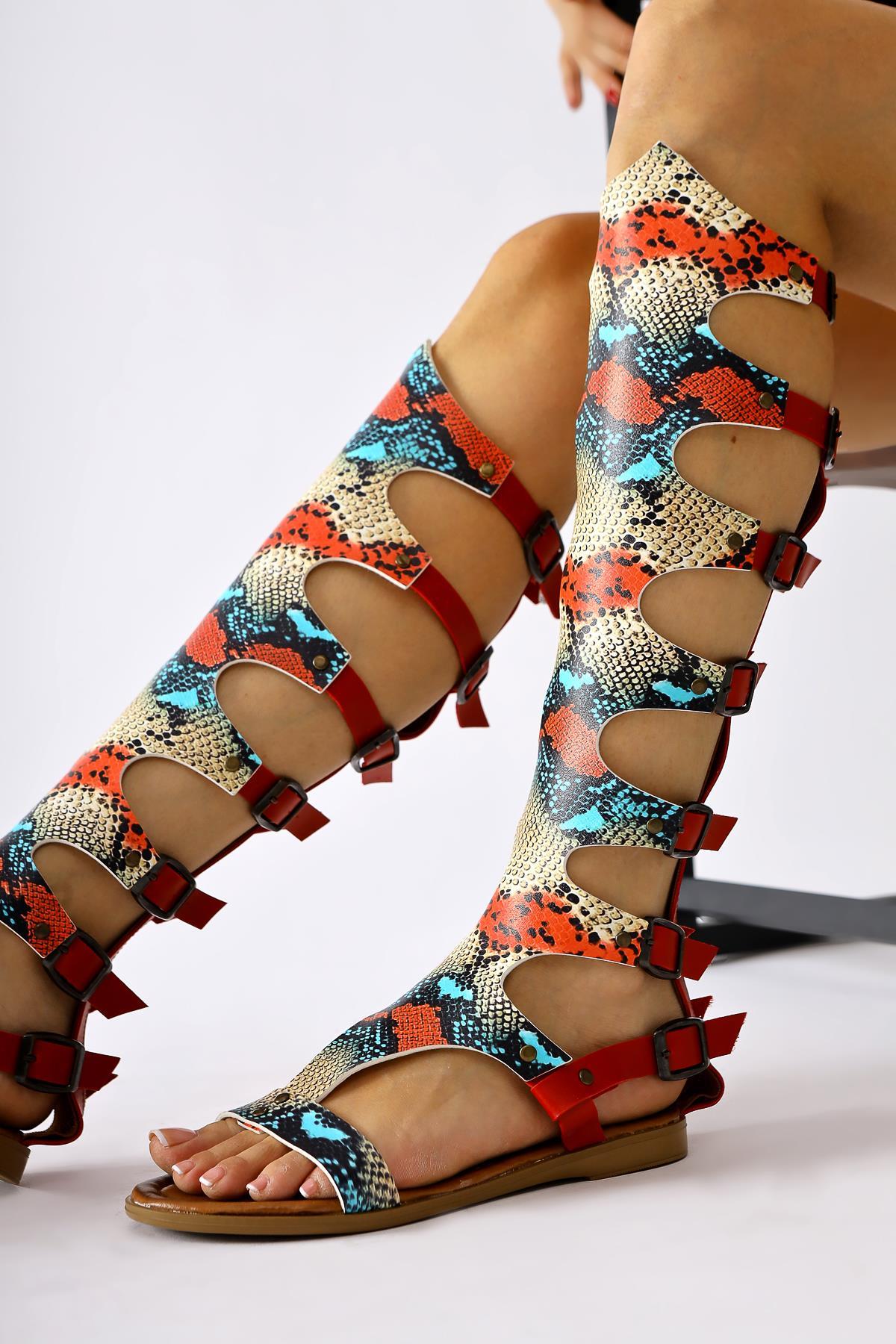 Lilith Echtes Leder Rote Gladiator Sandalen mit Schlangenhaut Muster