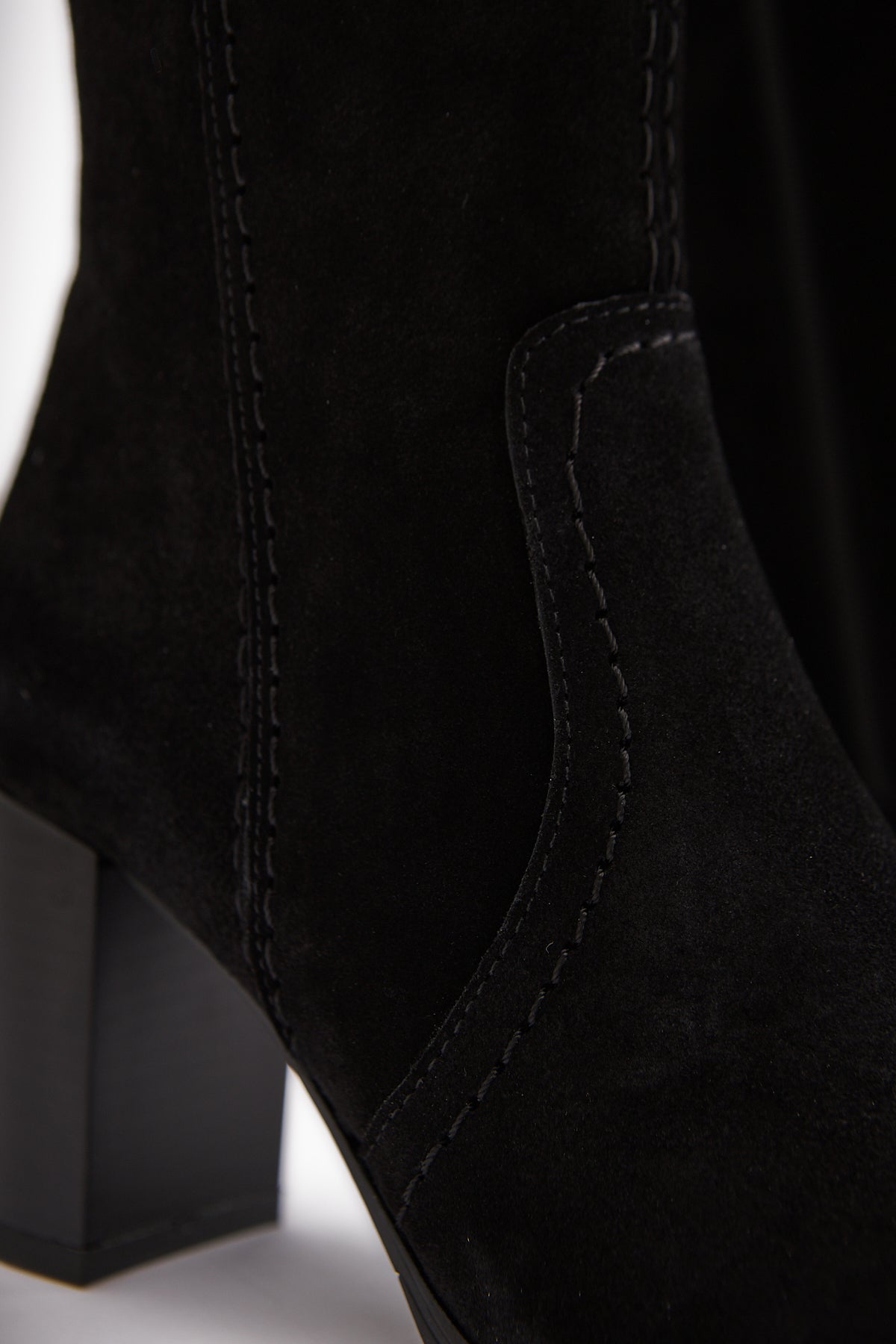 Aleen Genuine Black Suede Heeled Women's Boots