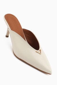 Gia Beige Geschlossene Zehen Damen Absatzpantoletten