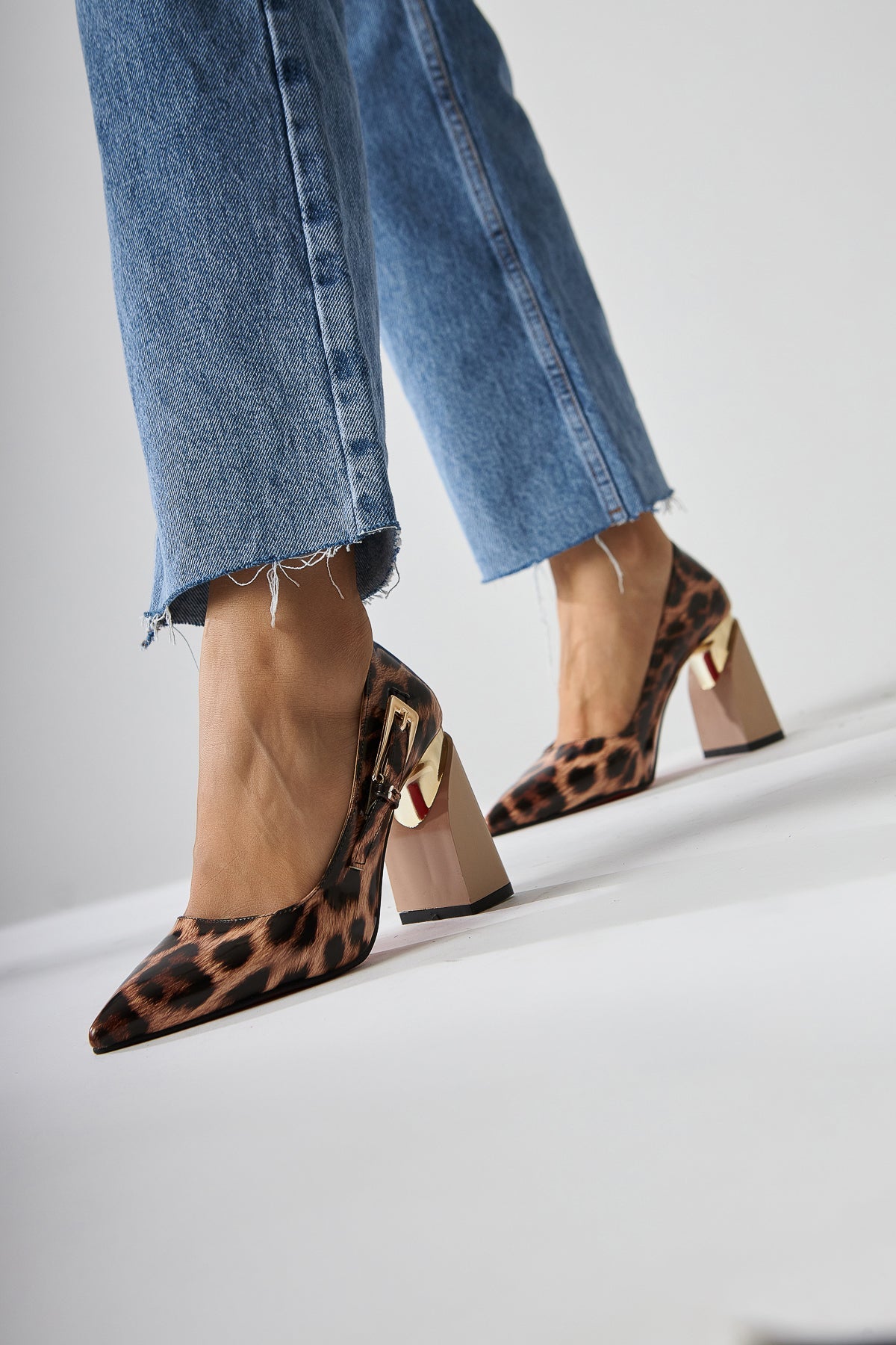 Vania Leopardendruck Damen Metallabsatz Schuh