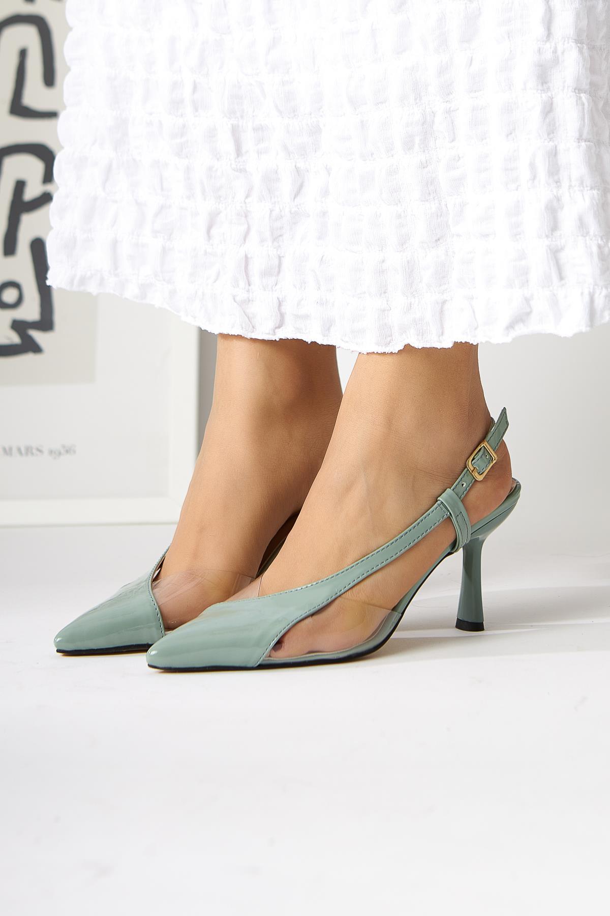 Aliah Mint Lackleder Spitze Pumps mit Transparentem Detail