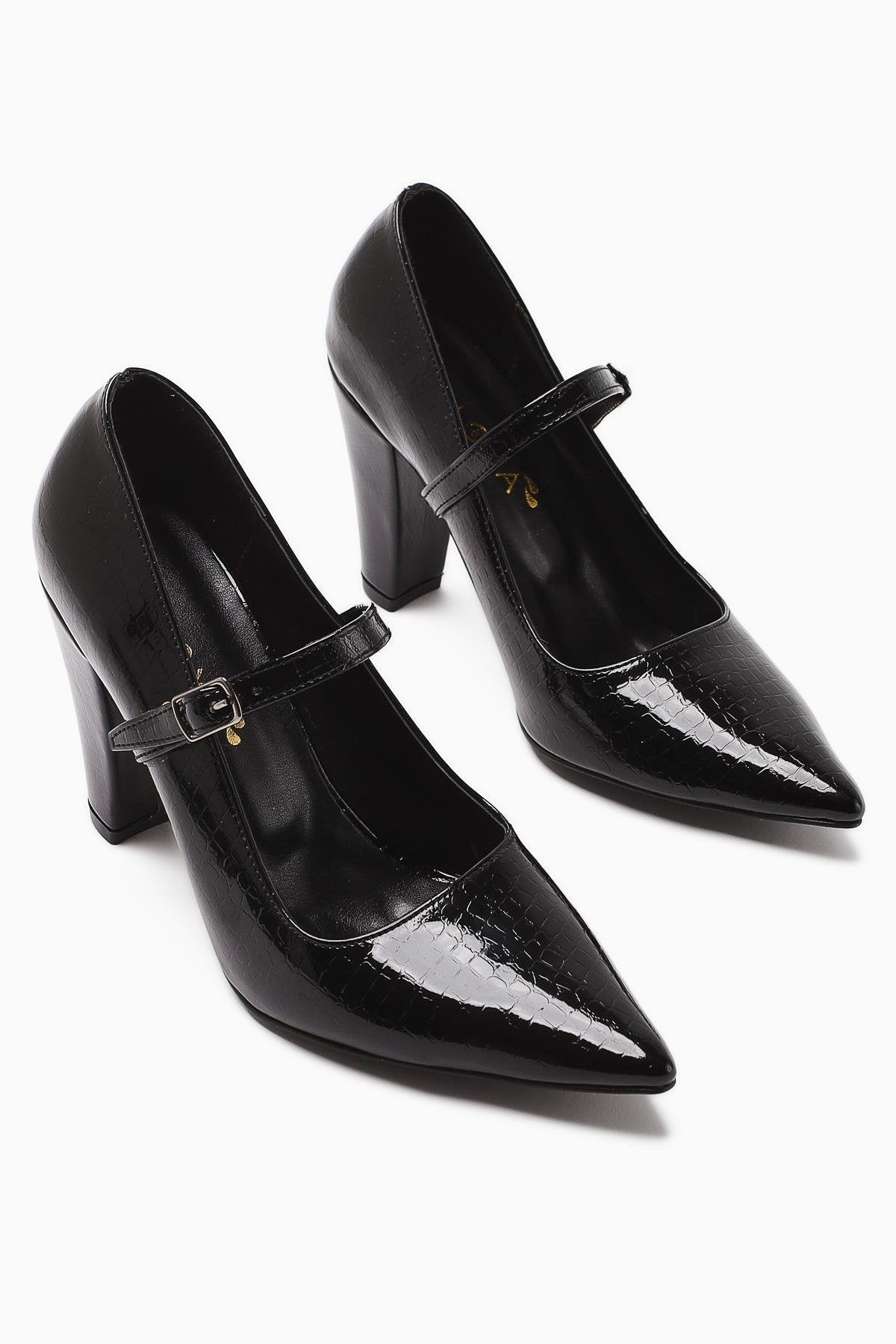 Beate – Schwarz Kroko-Lederoptik-Prägung Schuh mit spitzer Zehenpartie und Absatz (Damen)