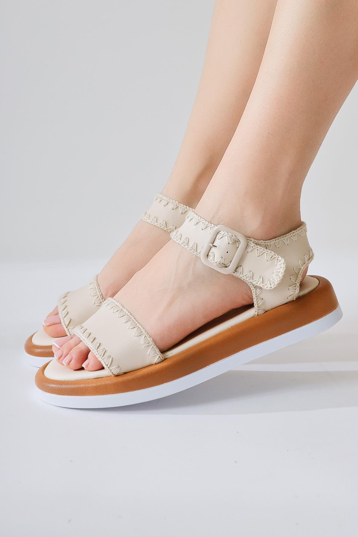 Nonna Beige Embroidered Detailed Thick Strap Sandals