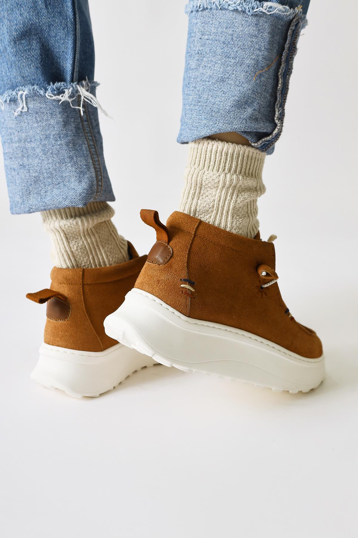 Stacey Taba Wildleder Schnür-Casual-Schuhe