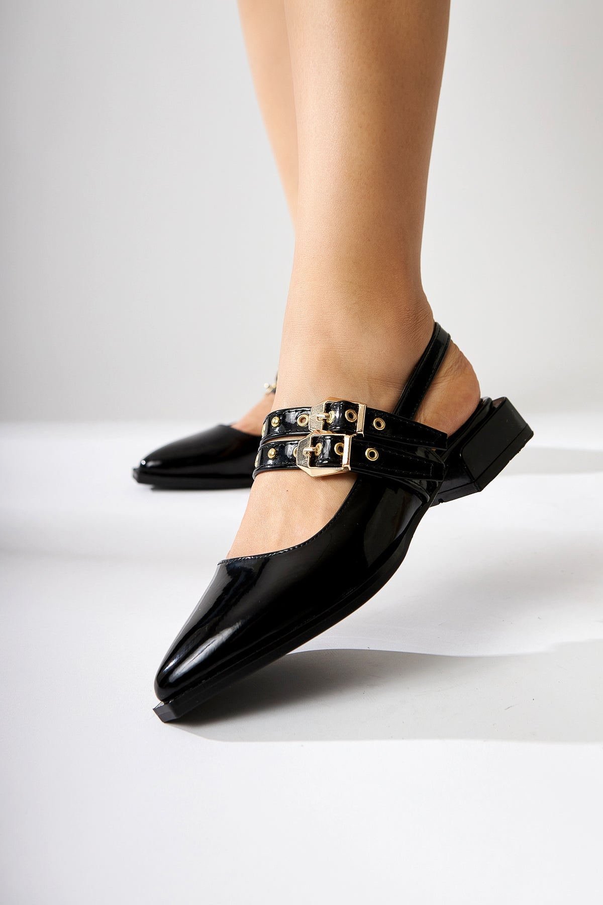 Siran Damen Schwarze Lackleder Doppelriemen Sandale