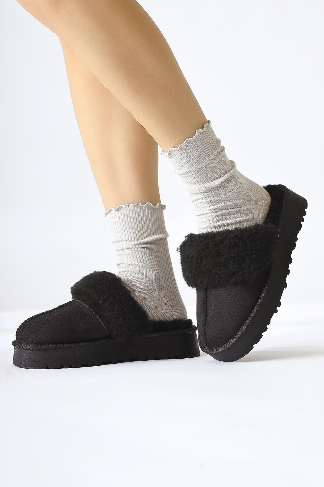 Anne-Margrete Black Suede Faux Fur Detail Slippers