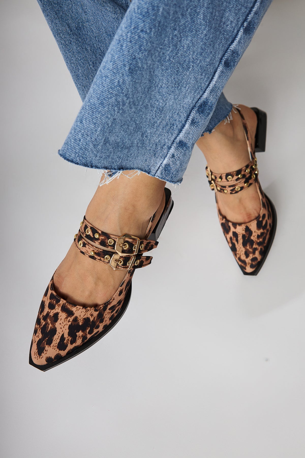 Siran Damen Leopardendruck Doppelriemen Sandale