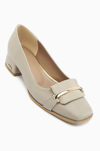 Gresa Beige Buckled Low Heel Women's Shoe