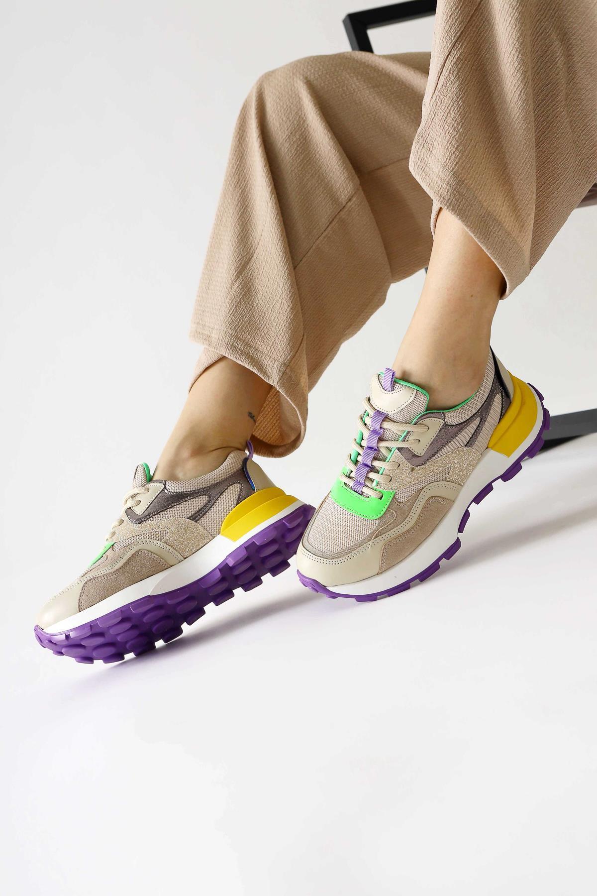 Netta Mehrfarbig (Grün) Mesh-Detail Schnürsneaker