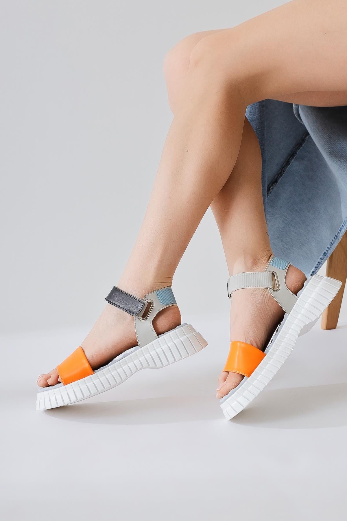 Jeny Orange Dicke Riemen Klettverschluss Komfortsohle Sandale