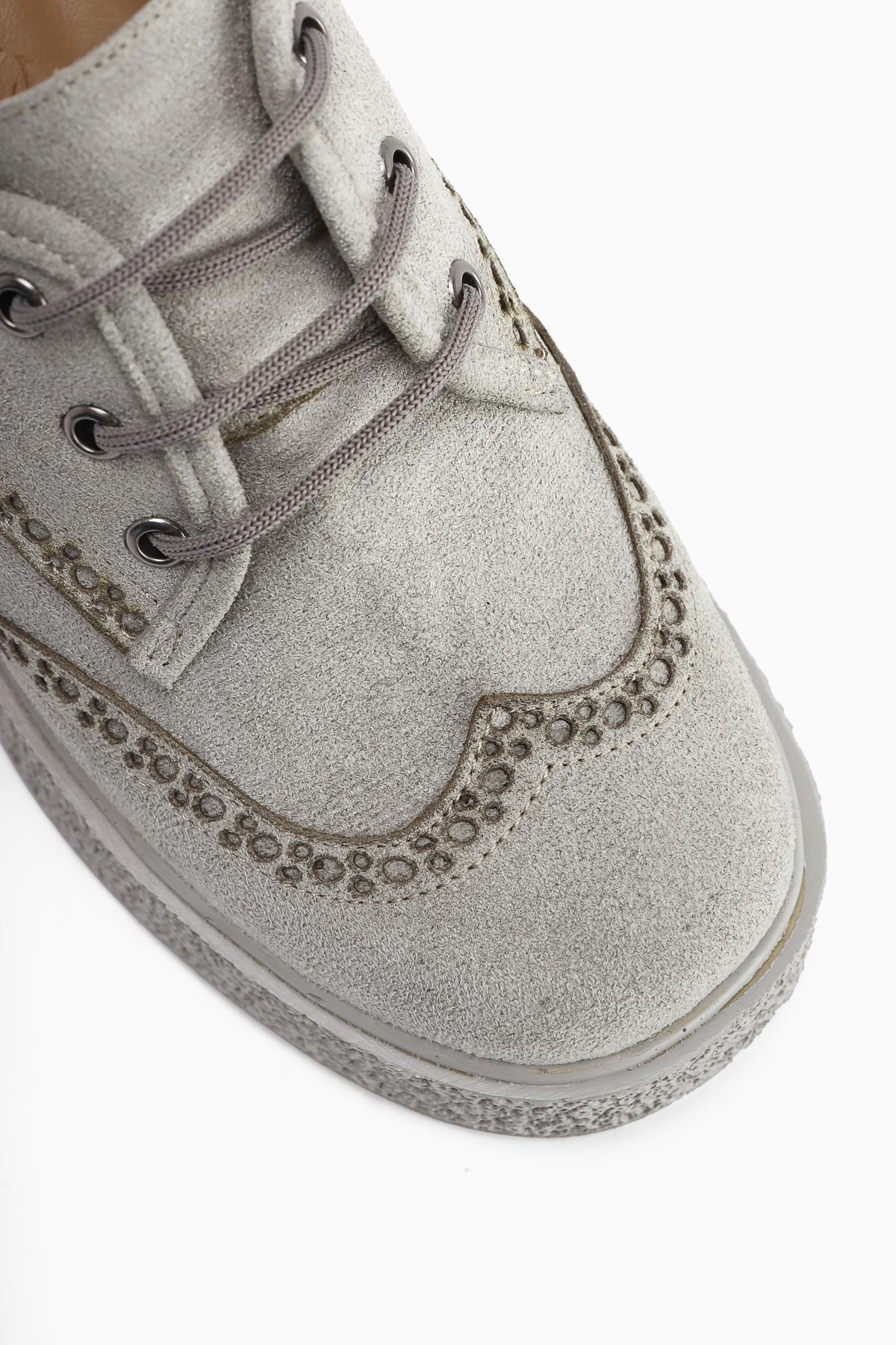 Lenie Ice Wildleder Laser Cut Detail Alltagsschuh für Damen