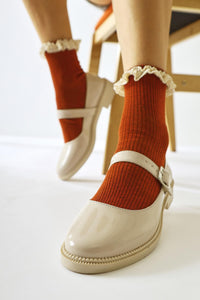 Vivy Beige Lackleder Runde Zehe Einzelriemen Alltagsschuhe