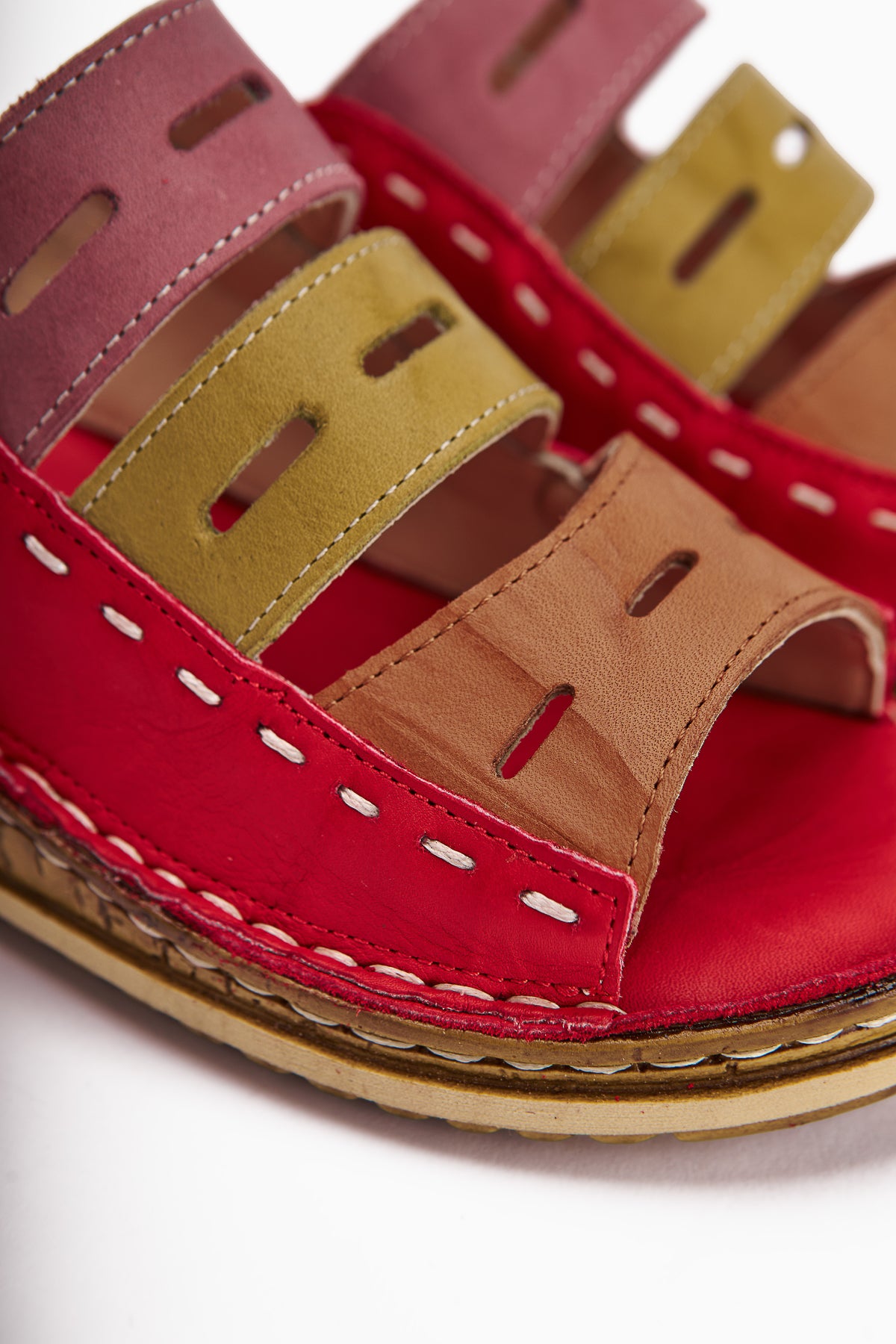 Echtes Leder Joelle Rot Lila Orange Grün Beige Comfort Laser Cut Pantoletten