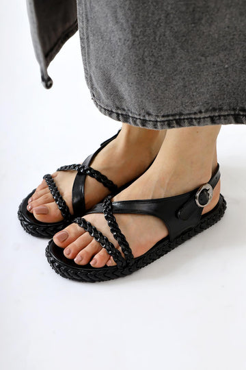 Nera Schwarze Lack Geflochtene Riemen Sandalen