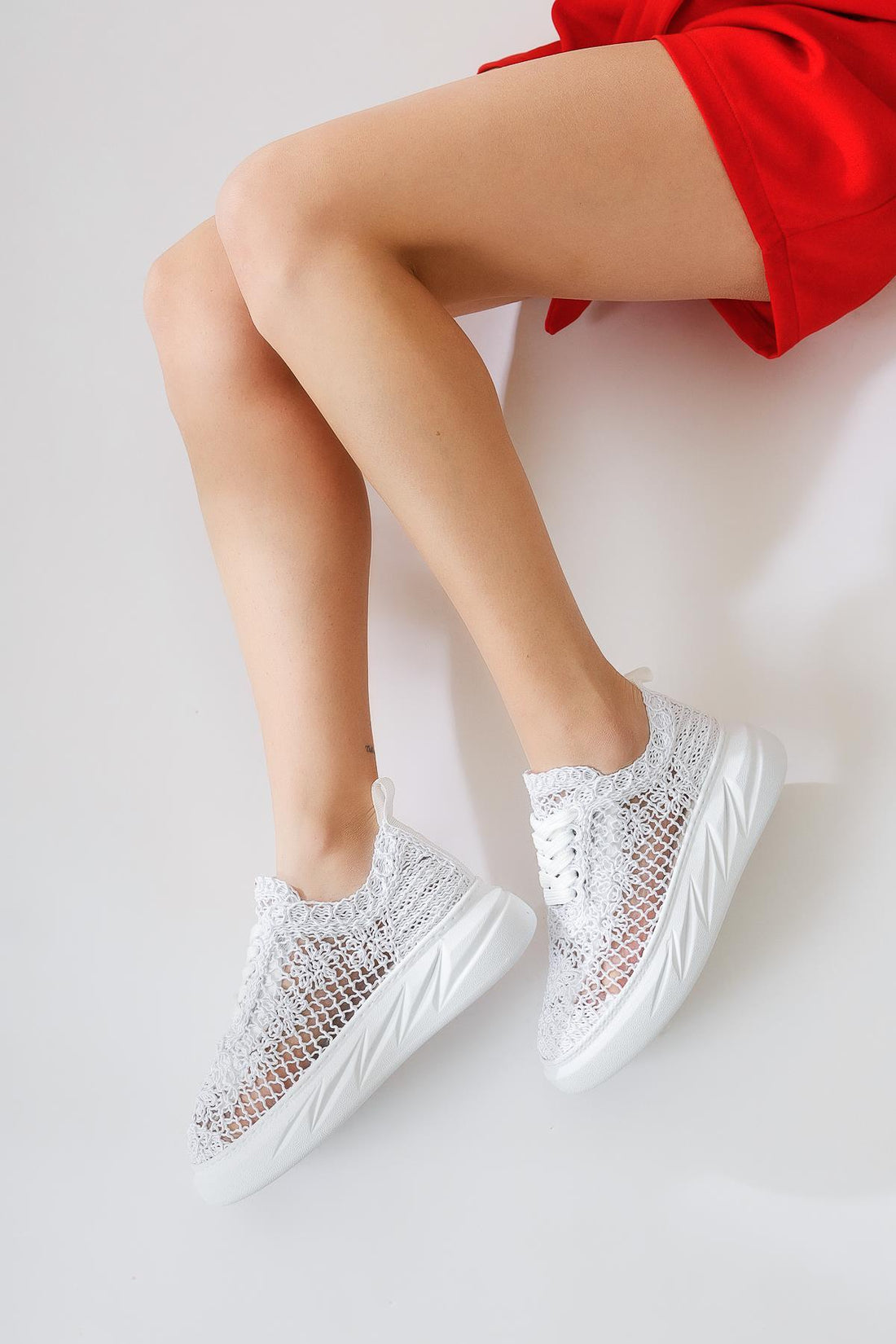 Anete White Knit Floral Embroidered Lace-Up Sneakers