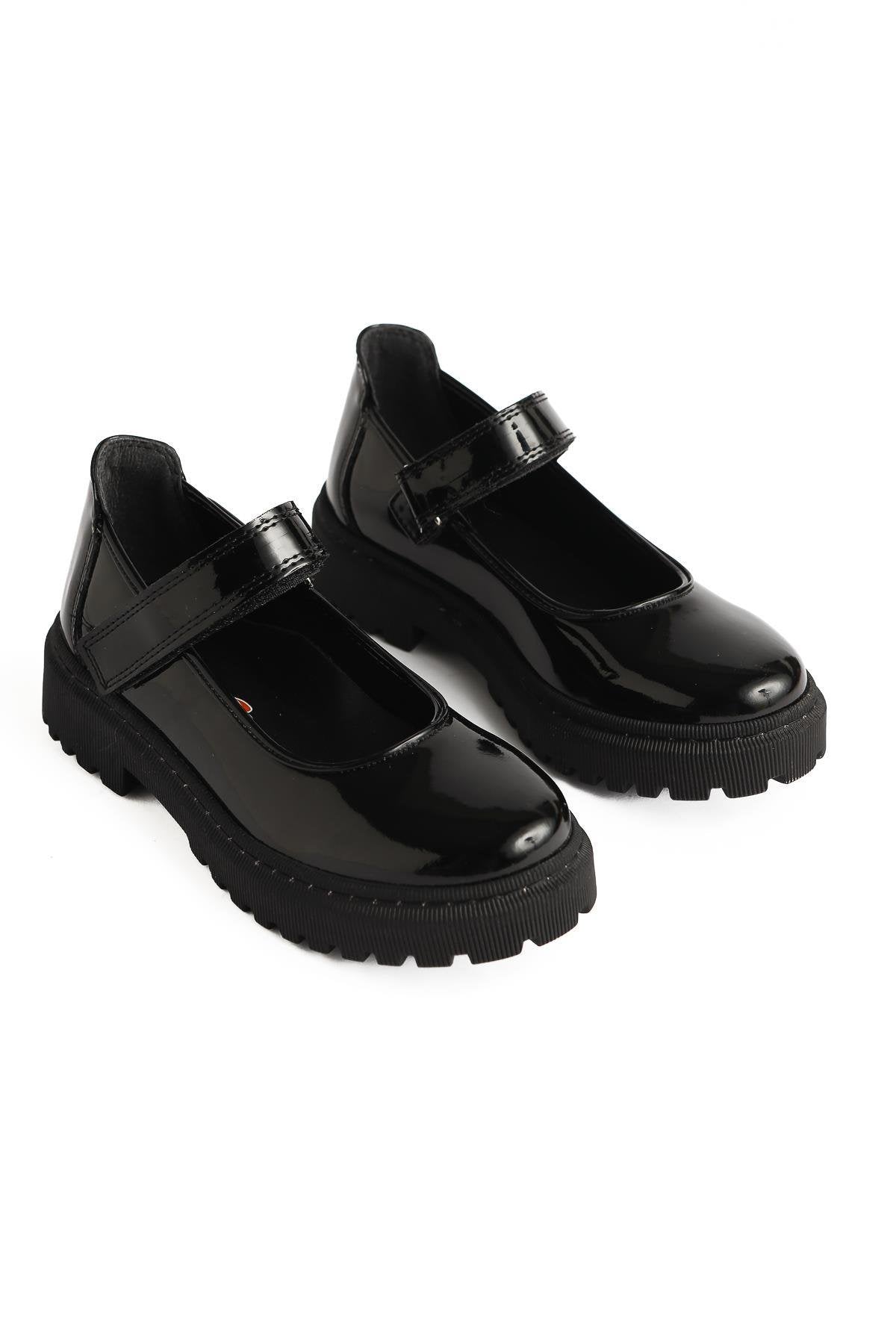 Fiona – Schwarz Lack-Schuh mit Klettverschluss-Detail (Kinder)