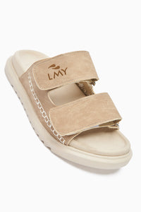 Yumi Damen Beige Slipper mit Stickerei Detail und Doppelriemen