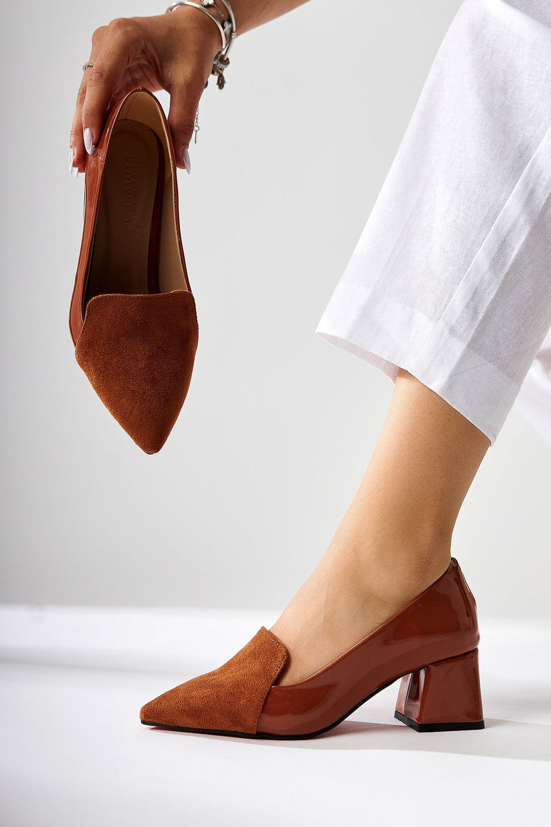 Gisela Taba Wildleder Detaillierte Lackleder Absatz Damenschuhe