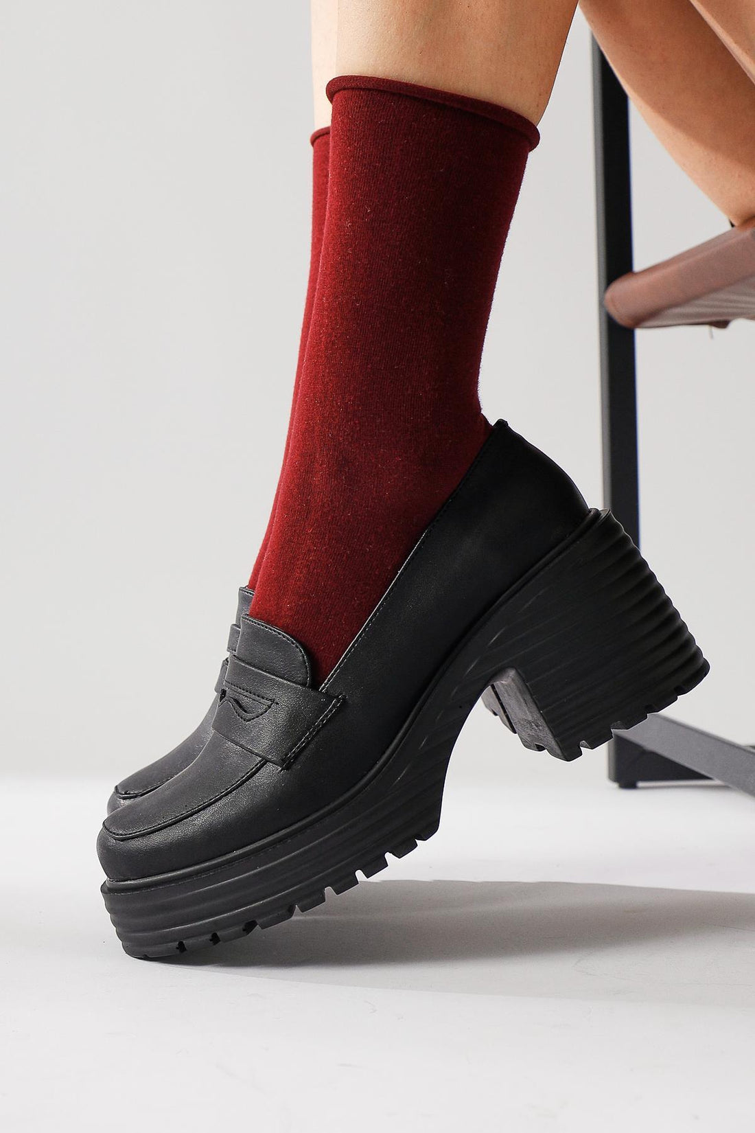 Alinne Black Thick Soled Platform Loafers