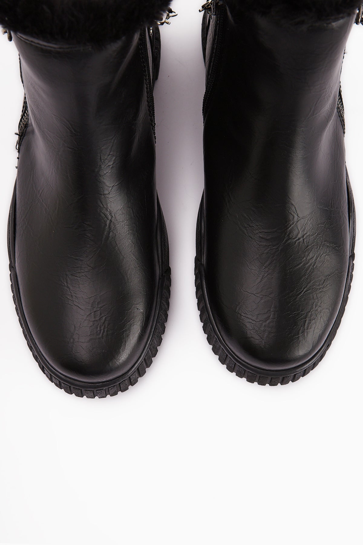 Sora Black Fur-Lined Zippered Women's Sport Boot