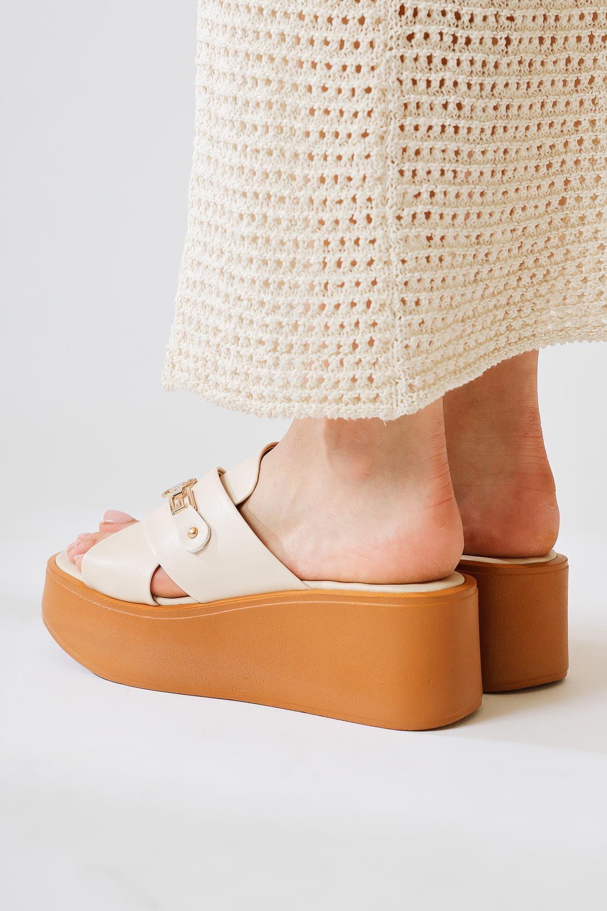 Stanny Beige Cross Strap Buckle Detailed Thick Soled Slippers