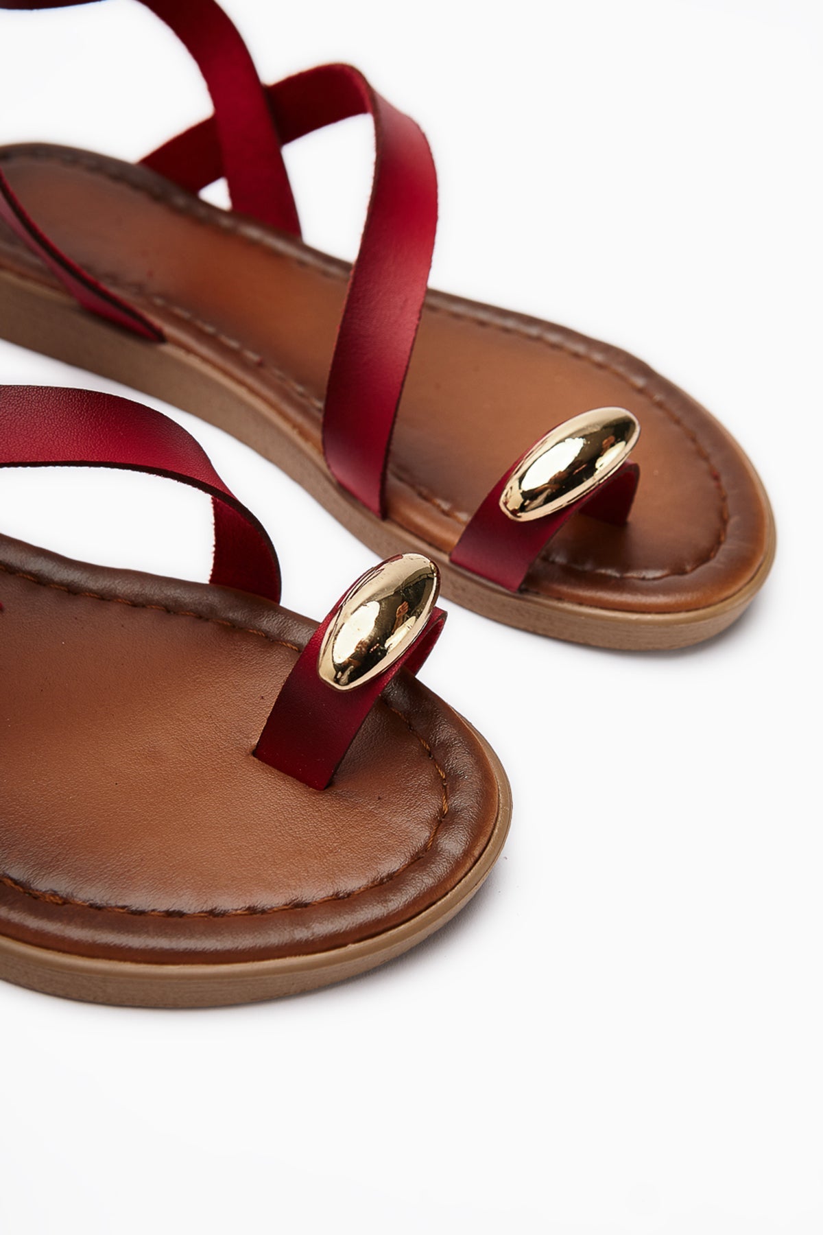 Anisa Rote Kreuz-Riemen Geschnallte Damen Zehentrenner Sandalen