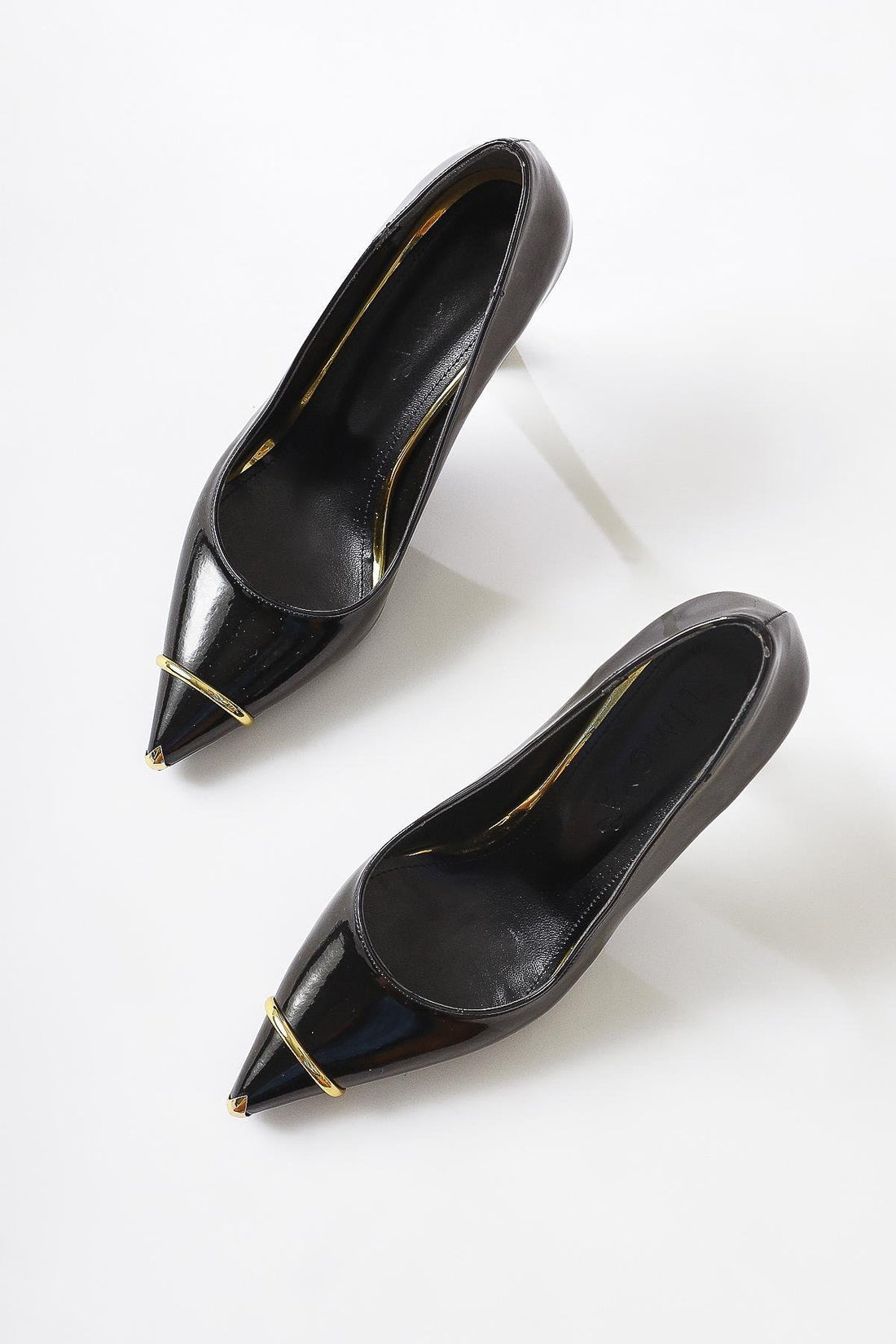Lelia Schwarz Lackleder Detail Damen Absatzschuhe