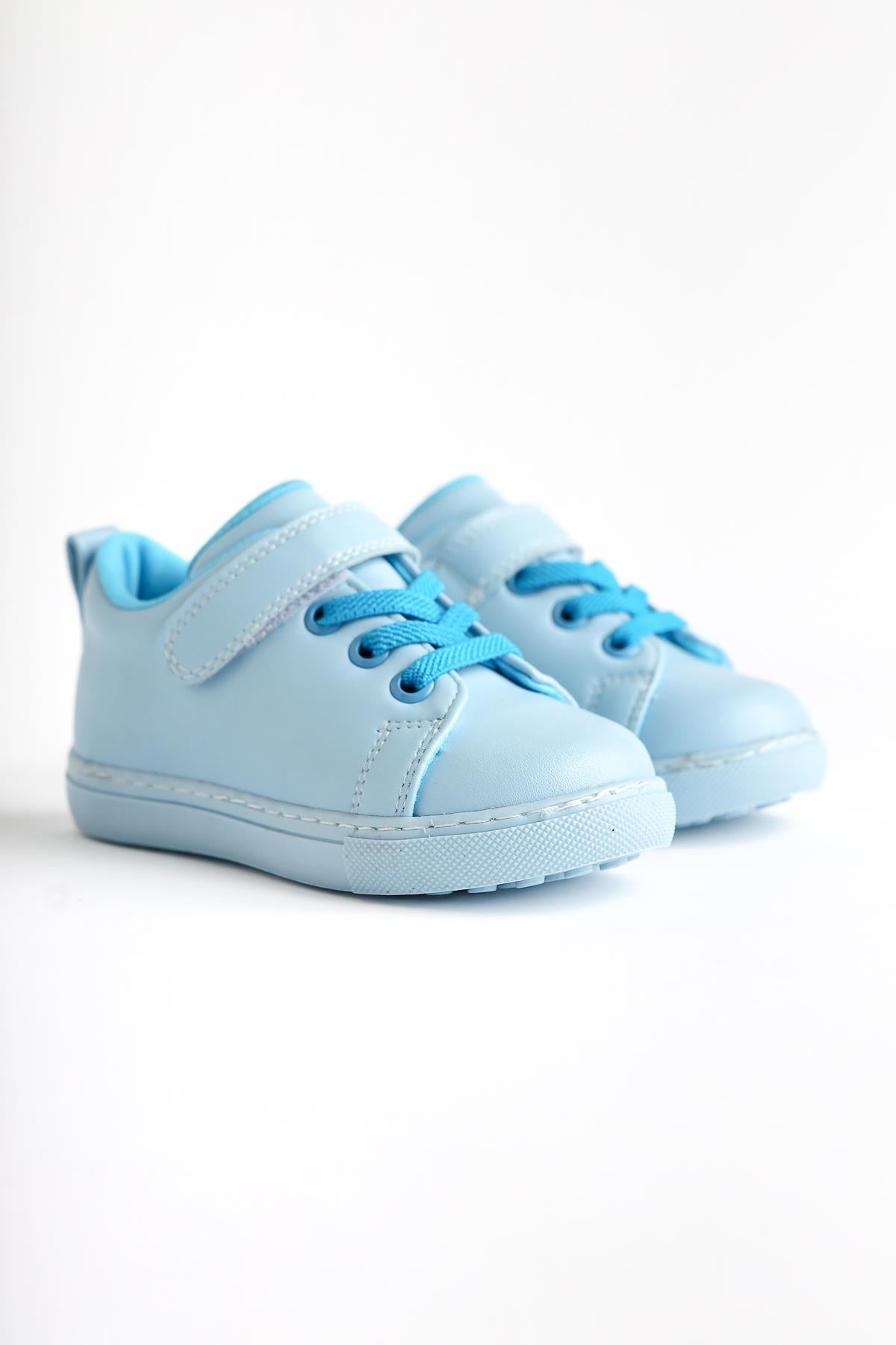 Daisy Blue Laced Velcro Detailed Baby Sneakers