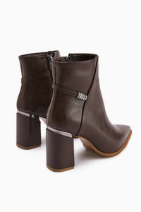 Lamia Brown Buckle Detailed Heeled Women's Boot