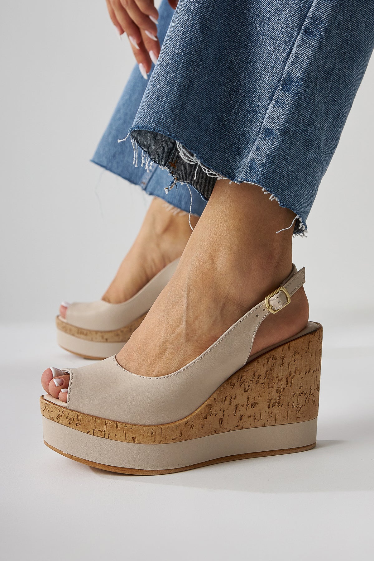 Jenny Damen Beige Plateau Absätze