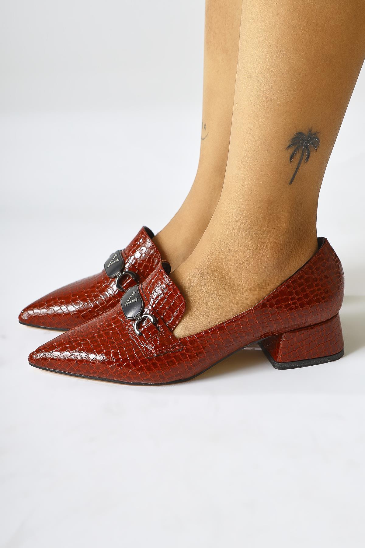 Jilan Claret Red Crocodile Printed Leather Buckle Detailed Pointed Toe Shoes