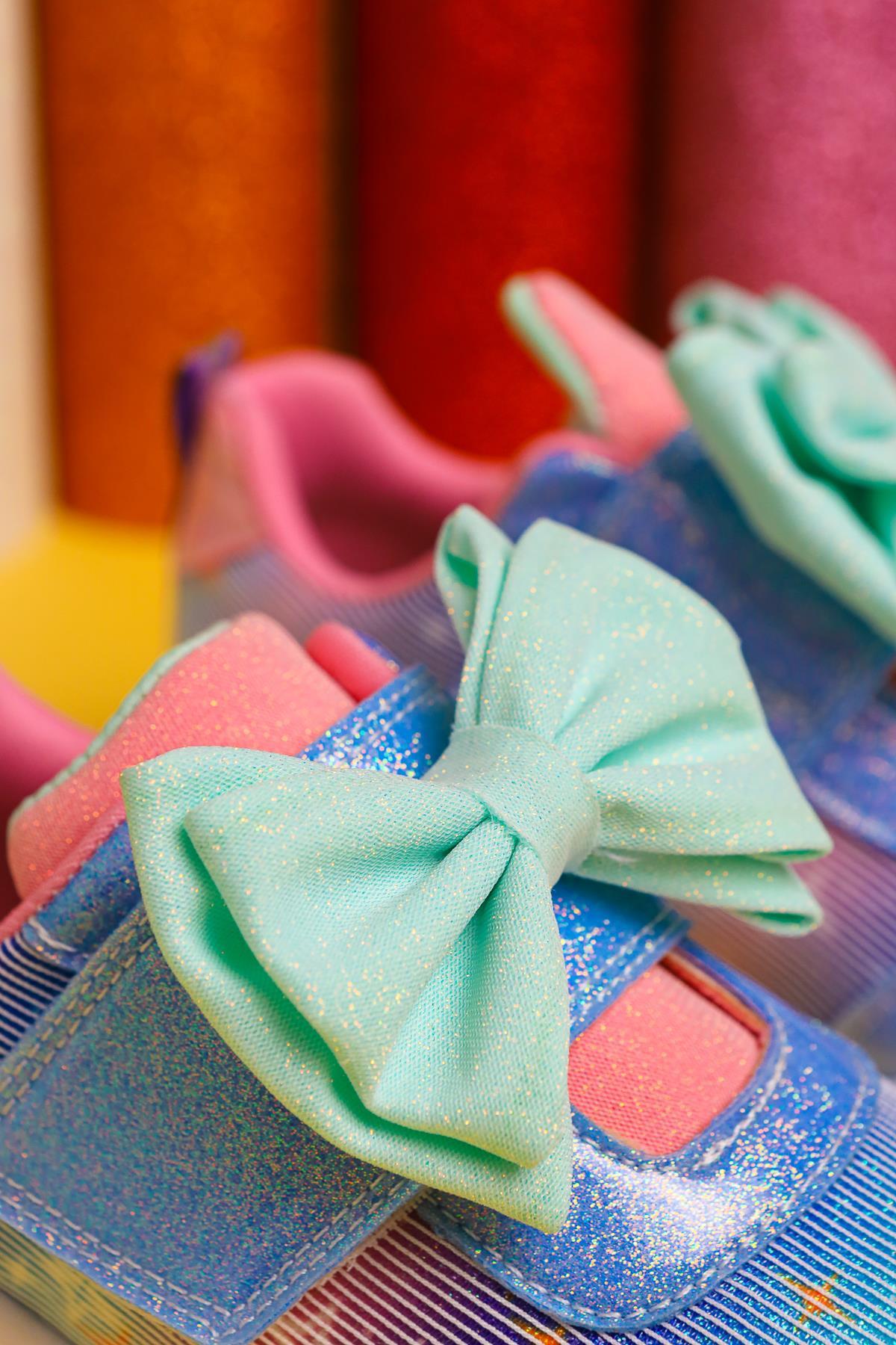 Gaia Blaue Kinder Sportschuhe mit Schleifendetail und Leuchtfunktion