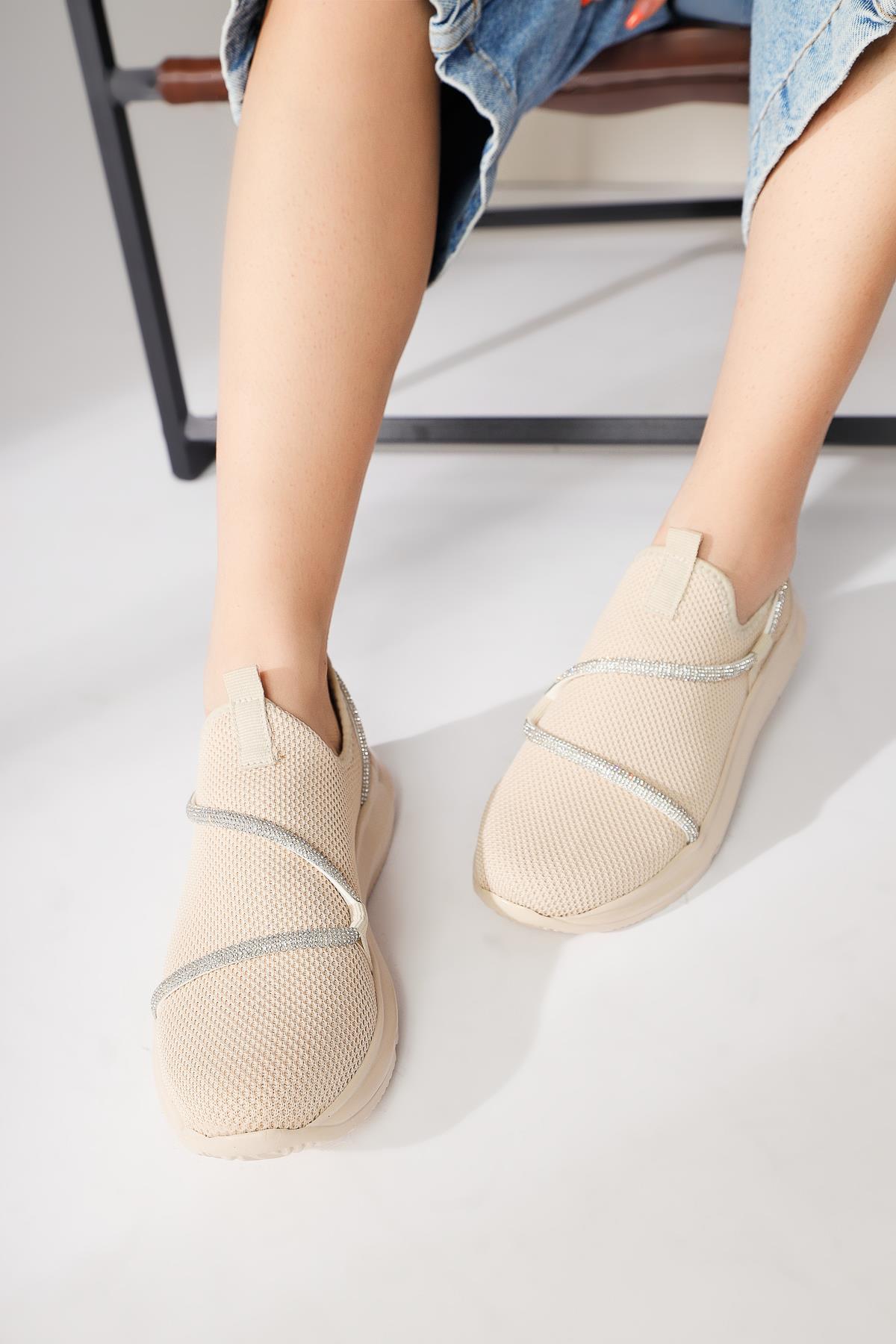 Lorrie Beige Stone Detailed Stone Detailed Sneakers