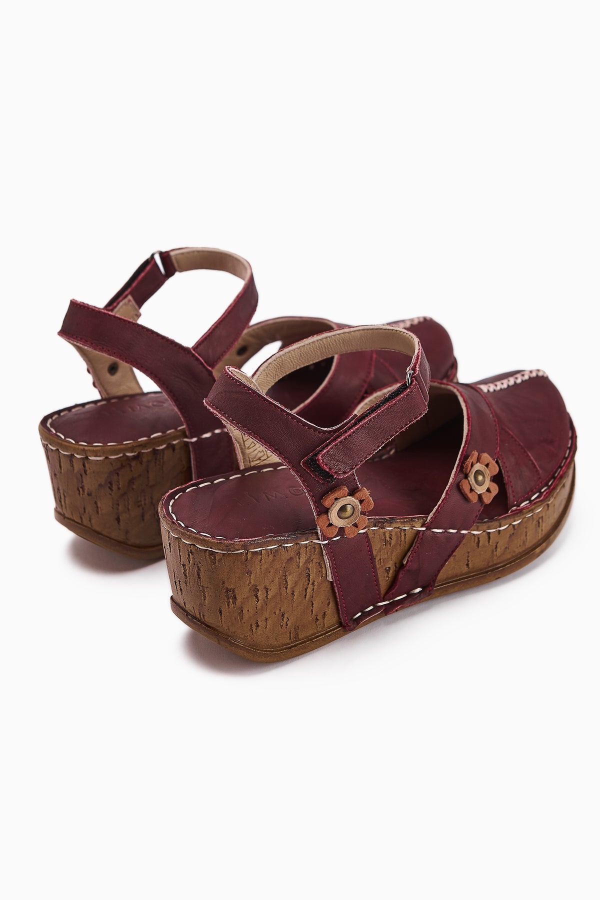 Echtes Leder Katlyn Bordeaux Blumen Detail Geschlossene Zehe Keil Sandale