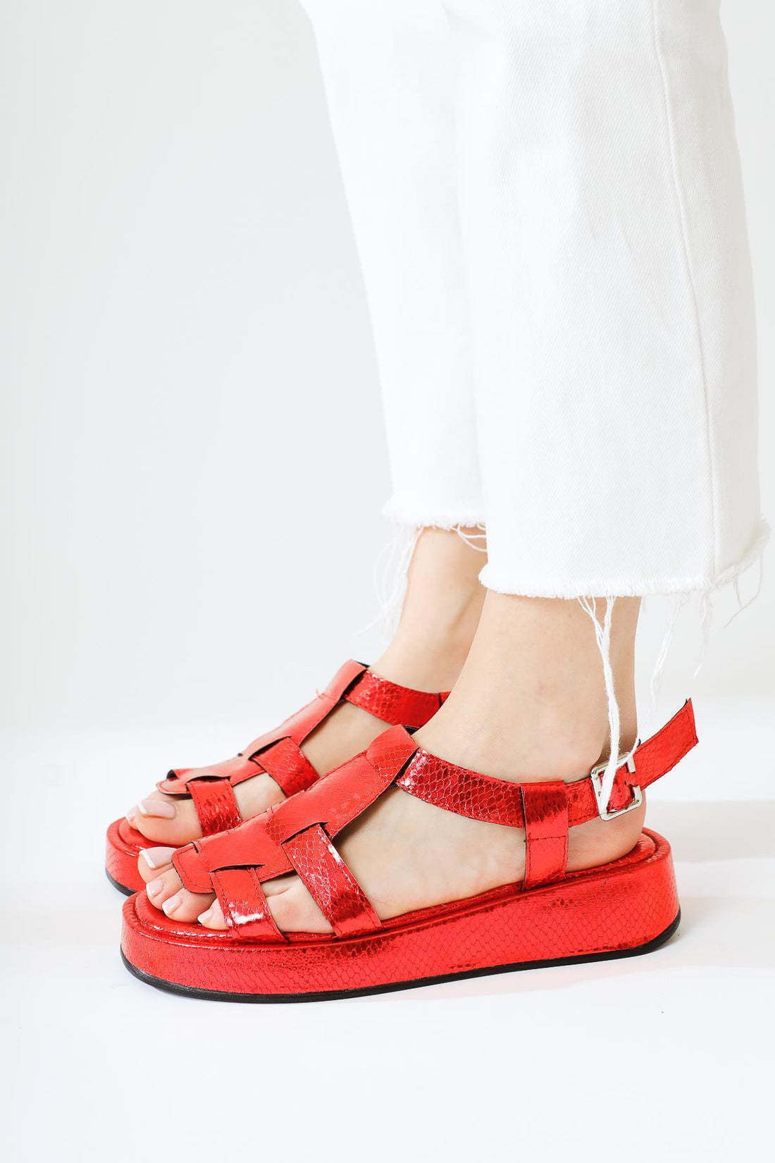 Tracey Roter Gürtel Dicke-Sohle Sandale